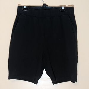 Lululemon| Black Shorts With Side Pockets Cotton Blend